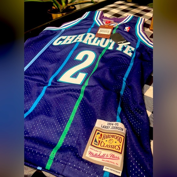 NBA jerseys - Picture 1 of 16